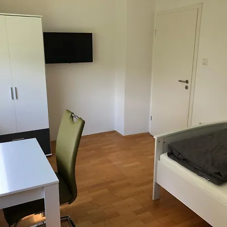 Gaestehaus Appartamento *